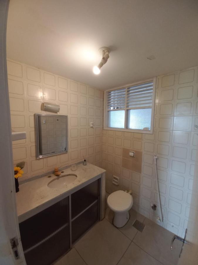 Espacoso Apartamento A 100 Metros Da Praia Do Futuro