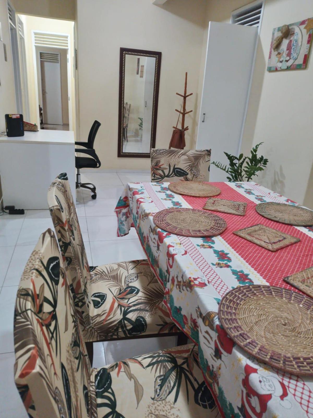 Espacoso Apartamento A 100 Metros Da Praia Do Futuro Apartamento *